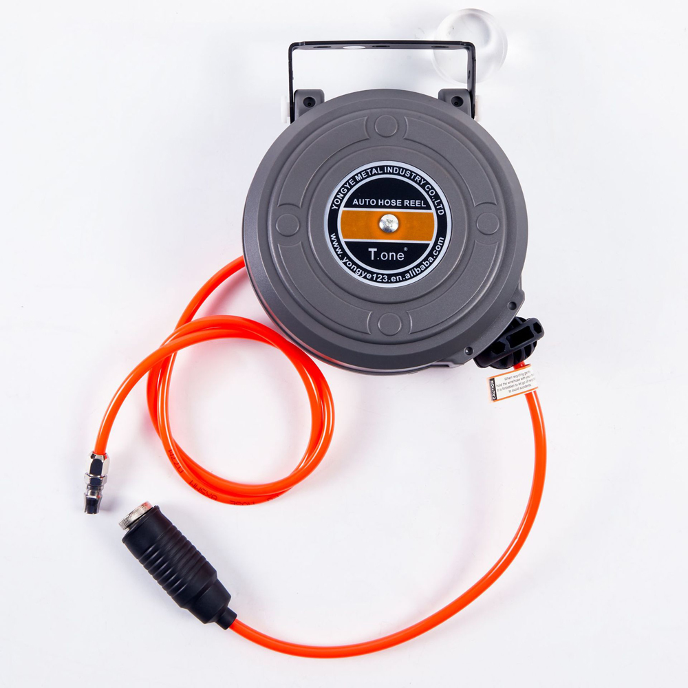 Enrouleur de tuyau rétractable - Smart Garden Hose avis et prix